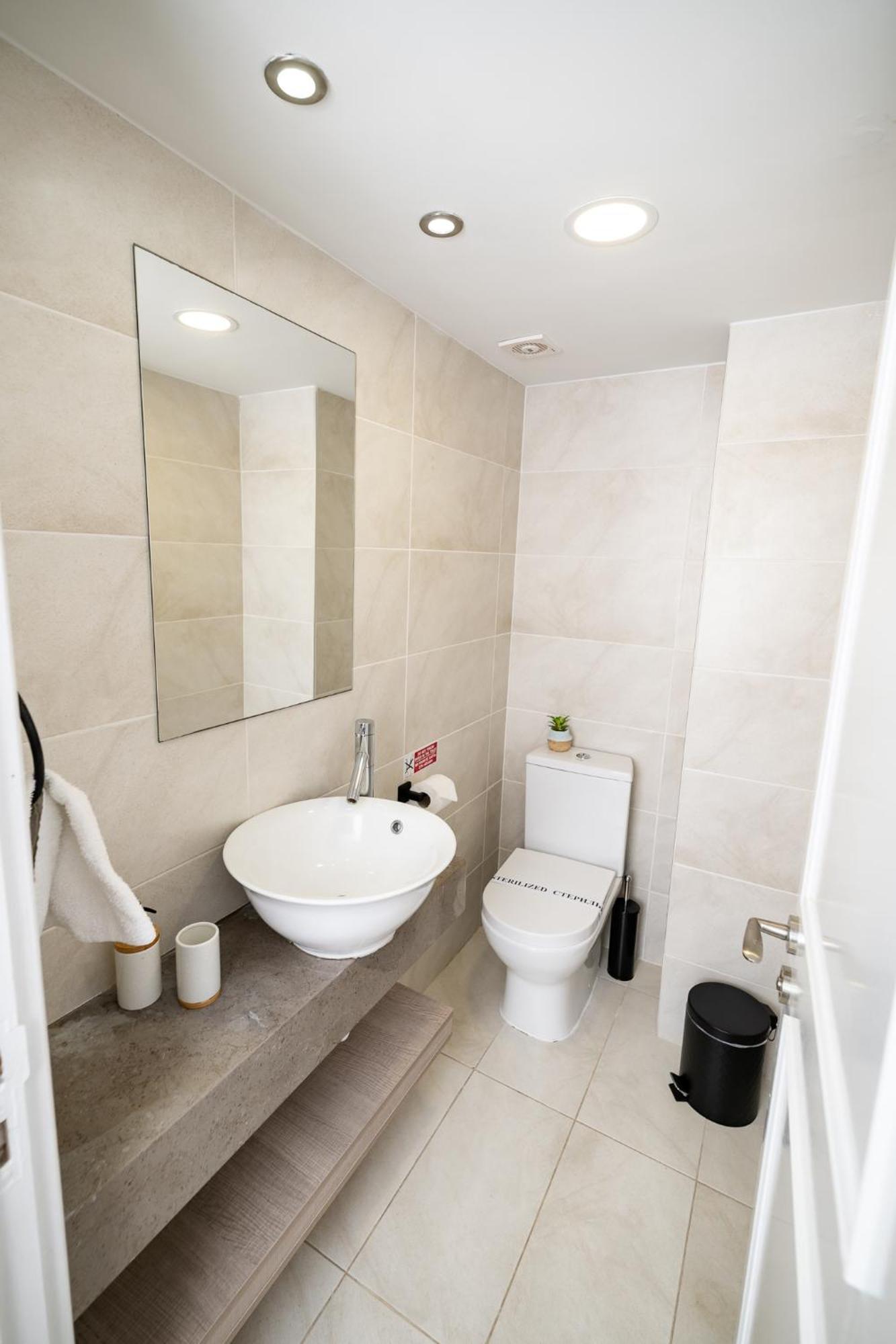 Lazuli Beachfront Sea View Ap144 Larnaca Zewnętrze zdjęcie
