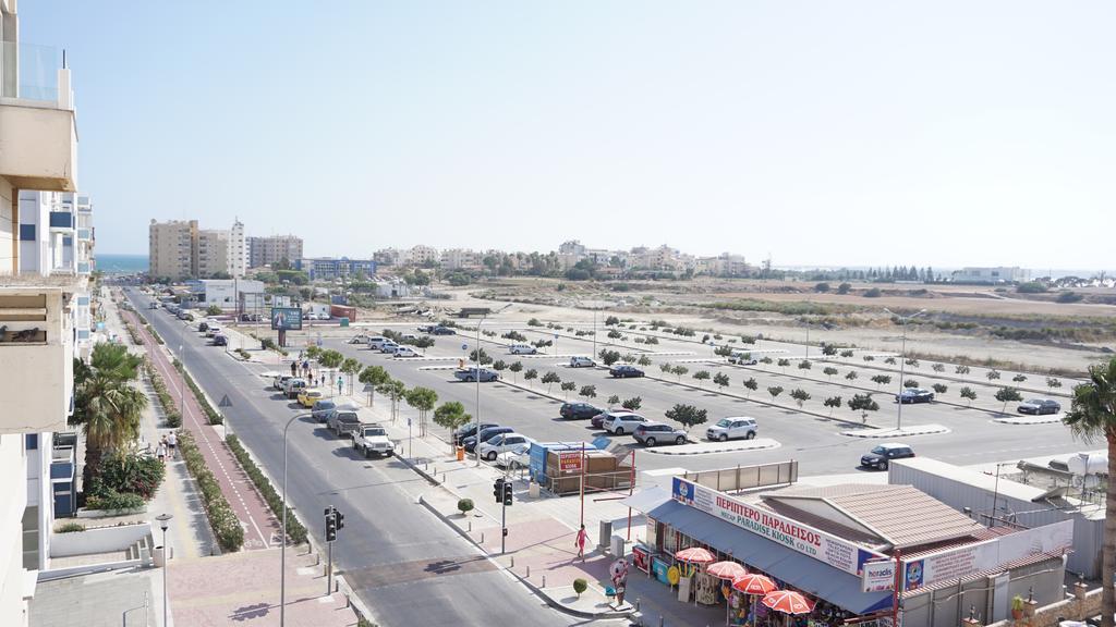 Lazuli Beachfront Sea View Ap144 Larnaca Zewnętrze zdjęcie